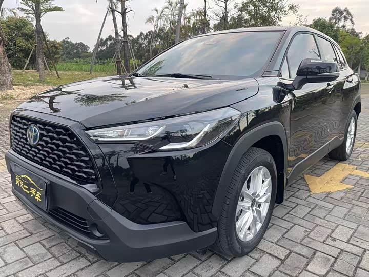 Фото 9 - Toyota Corolla Cross