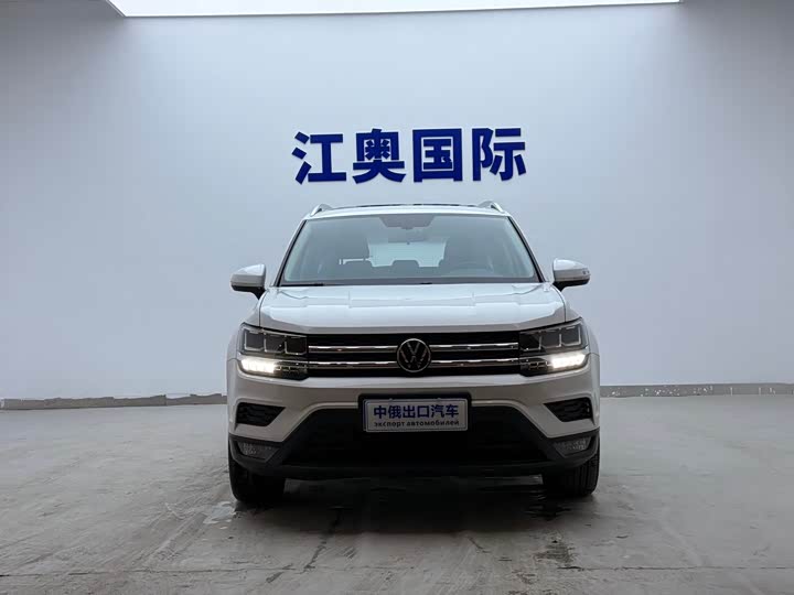 Фото 2 - Volkswagen Tharu