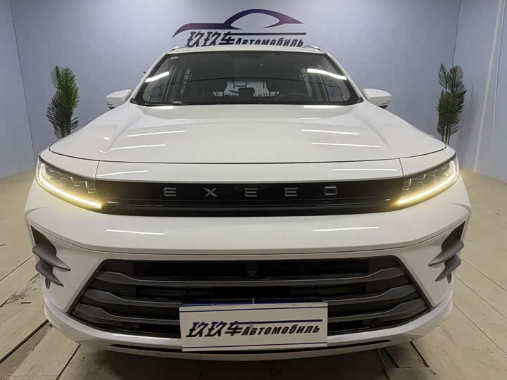 Фото 2 - Exeed LX