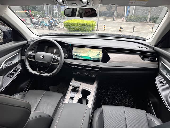 Фото 7 - Changan X7 Plus