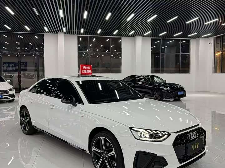 Фото 3 - Audi A4L