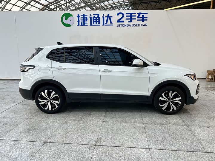 Фото 3 - Volkswagen Tharu