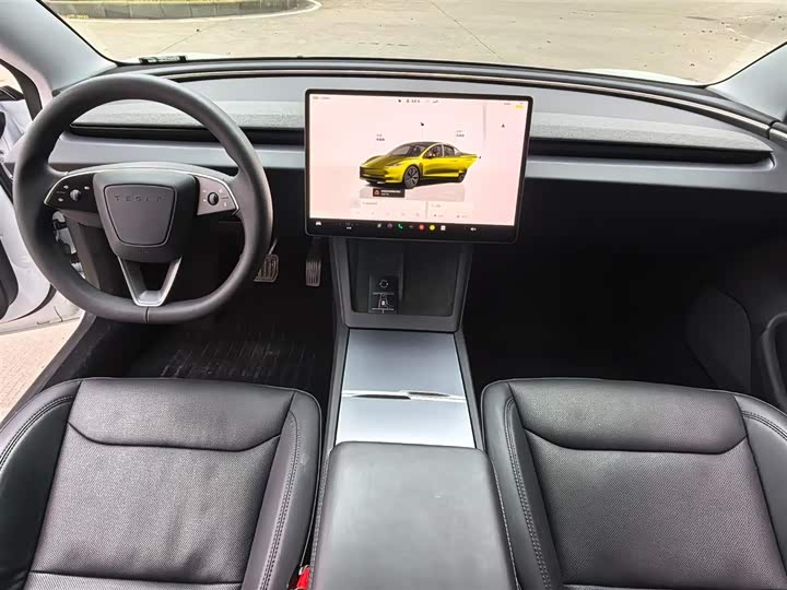 Photo 9 - Tesla Model 3