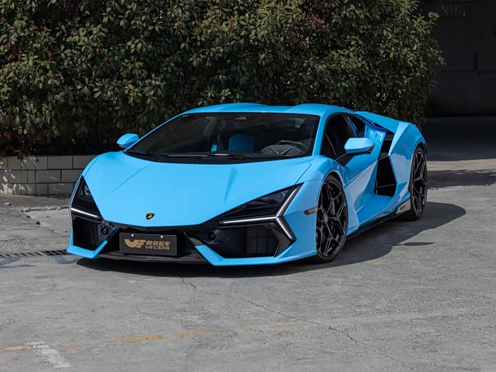 Фото 1 - Lamborghini Revuelto