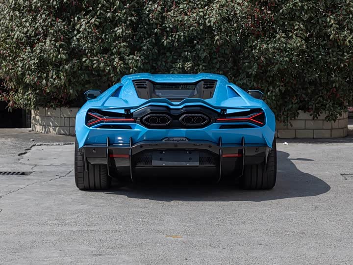 Фото 5 - Lamborghini Revuelto