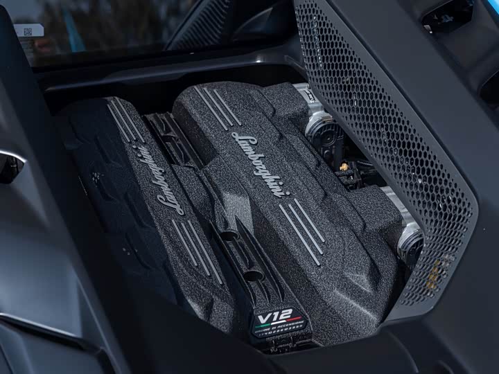 Фото 9 - Lamborghini Revuelto