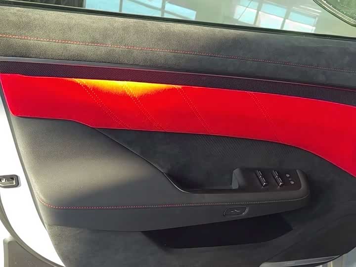 Photo 4 - Zeekr 001 FR