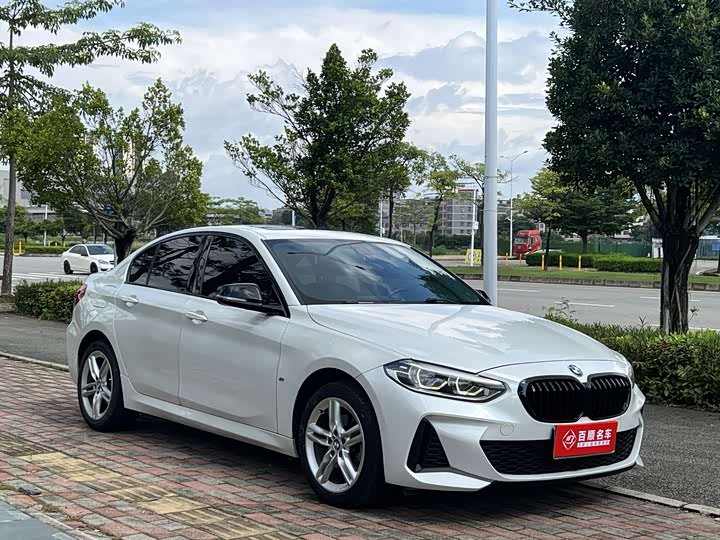 Фото 2 - BMW 1 Series