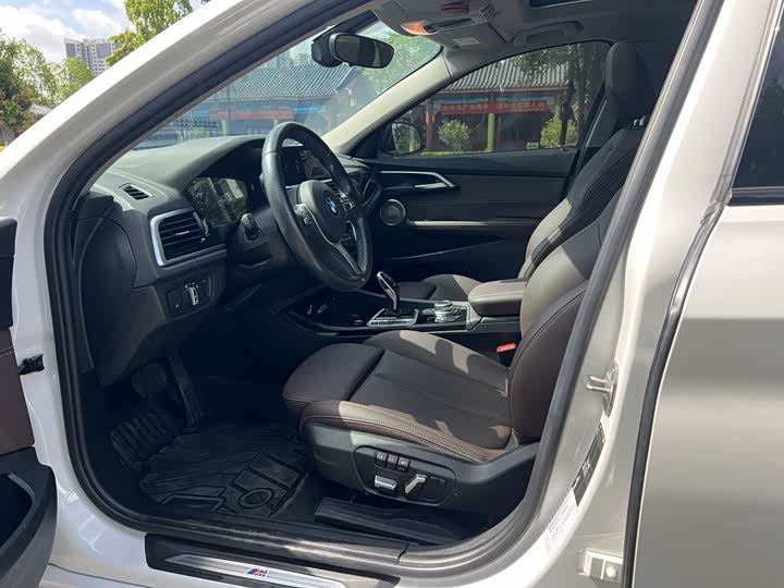 Фото 6 - BMW 1 Series