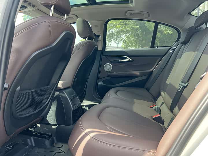 Фото 7 - BMW 1 Series