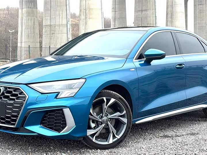 Фото 1 - Audi A3