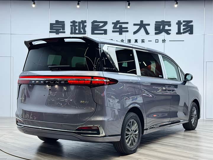 Фото 7 - Bestune M9