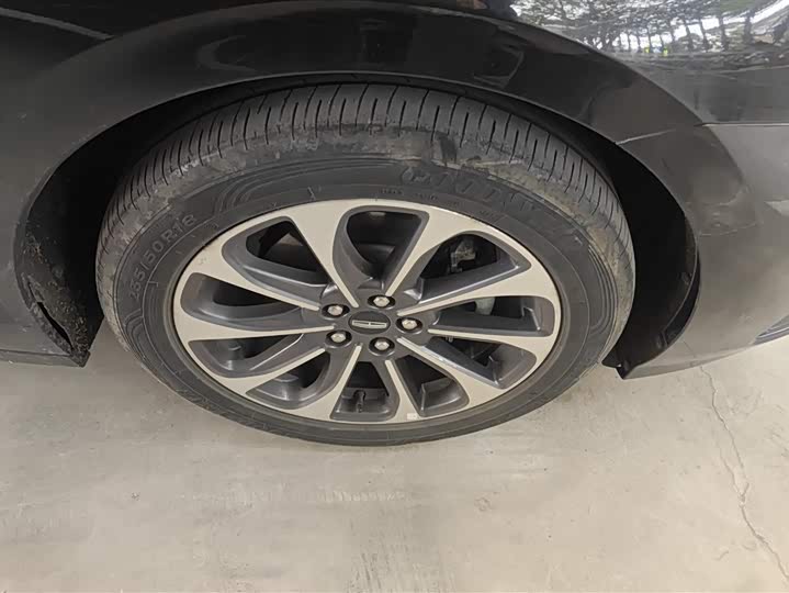 Photo 6 - Lincoln Z (Zephyr)