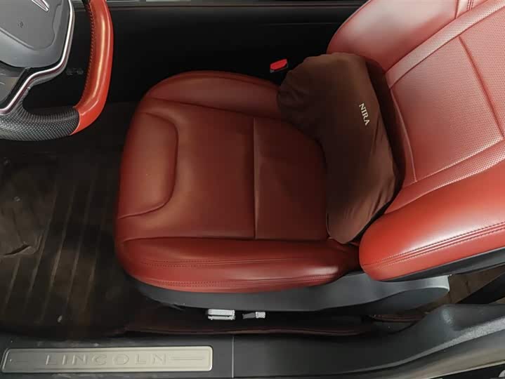 Photo 9 - Lincoln Z (Zephyr)