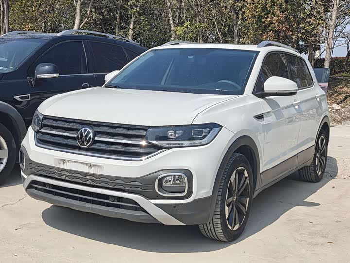 Фото 1 - Volkswagen Tacqua