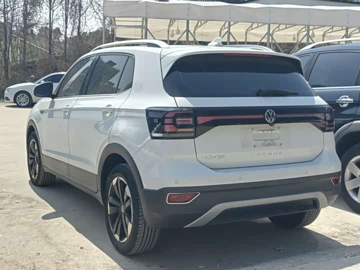 Фото 5 - Volkswagen Tacqua