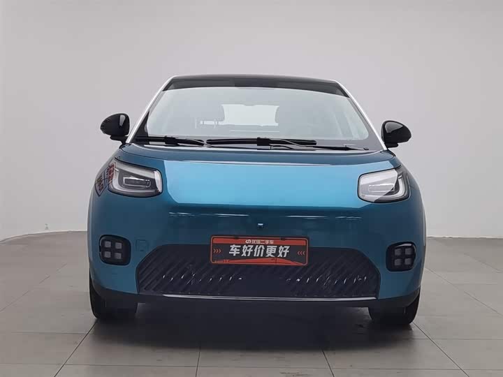 Фото 3 - GAC Aion UT