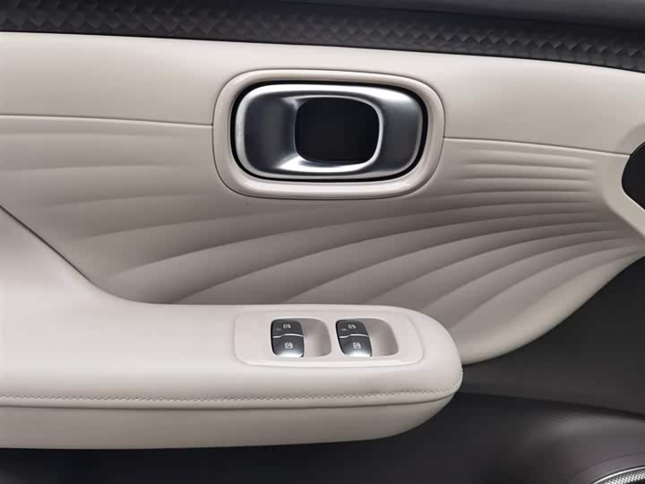 Фото 9 - GAC Aion UT