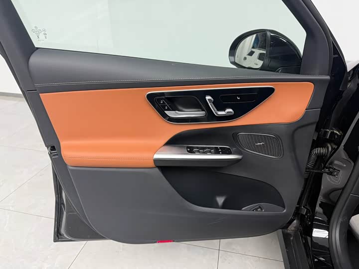 Фото 7 - Mercedes-Benz GLC-Class