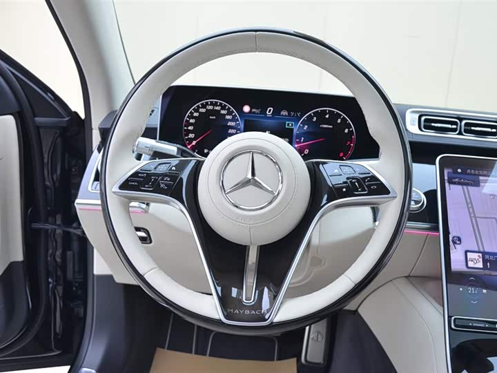 Фото 9 - Mercedes-Benz Maybach S-Class