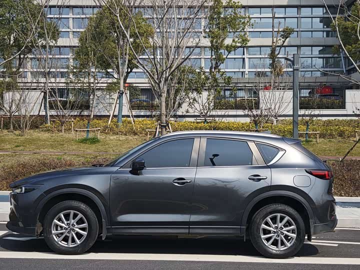 Photo 3 - Mazda CX-5