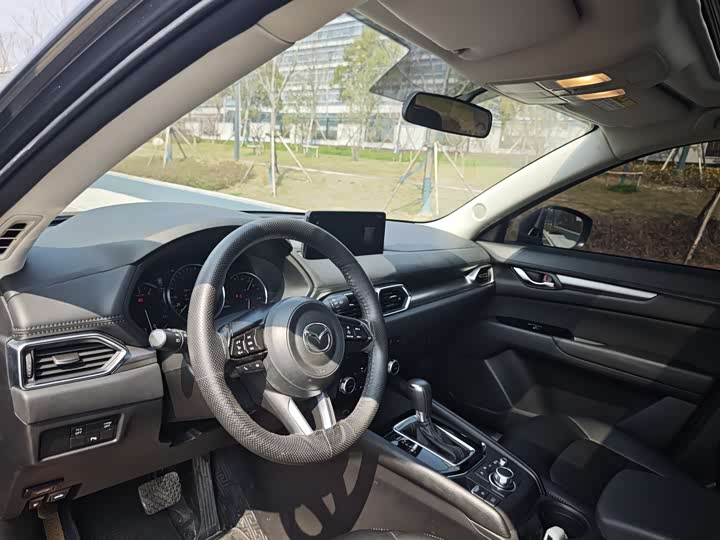 Photo 5 - Mazda CX-5