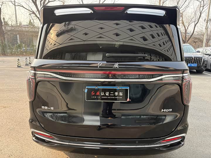 Фото 4 - Hongqi HQ9