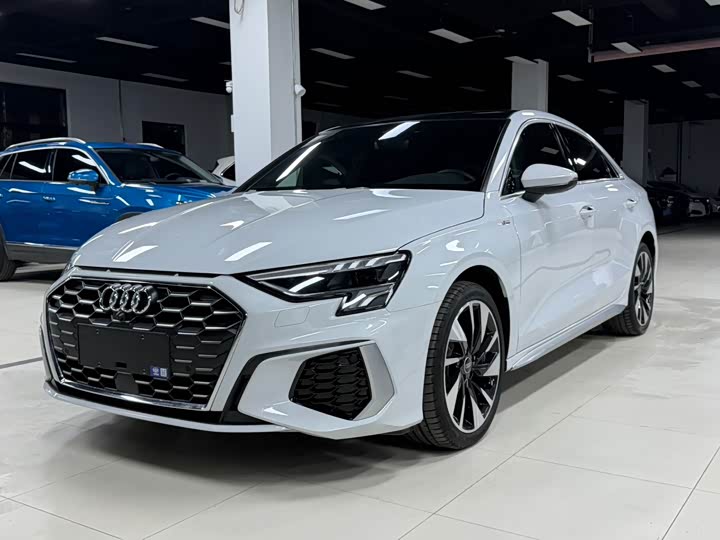 Фото 1 - Audi A3