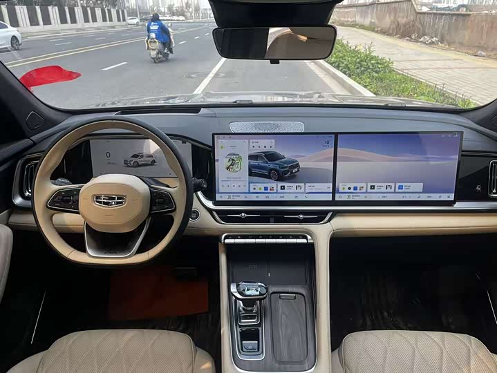 Фото 6 - Geely Monjaro