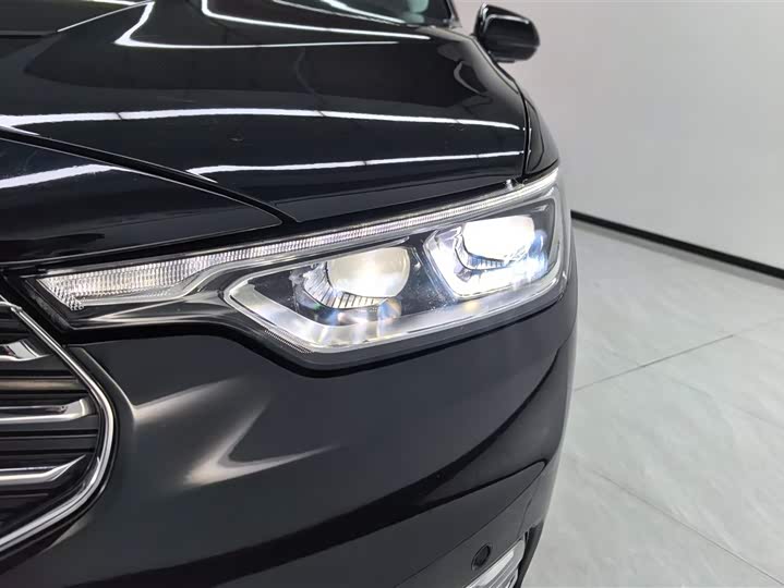 Фото 5 - Ford Taurus