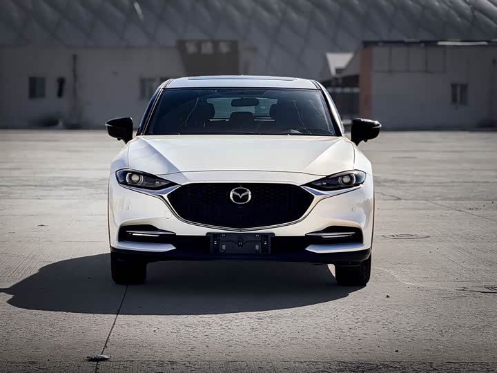 Фото 2 - Mazda CX-4