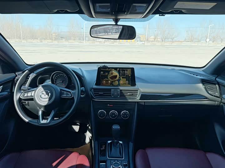 Фото 9 - Mazda CX-4