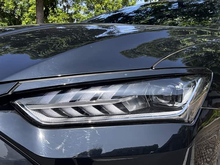 Фото 2 - BYD Qin Plus