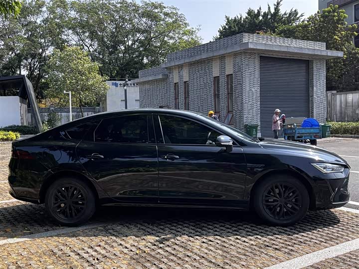 Фото 8 - BYD Qin Plus