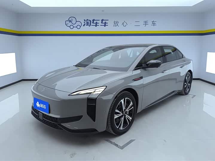 Фото 1 - Hongqi EH7