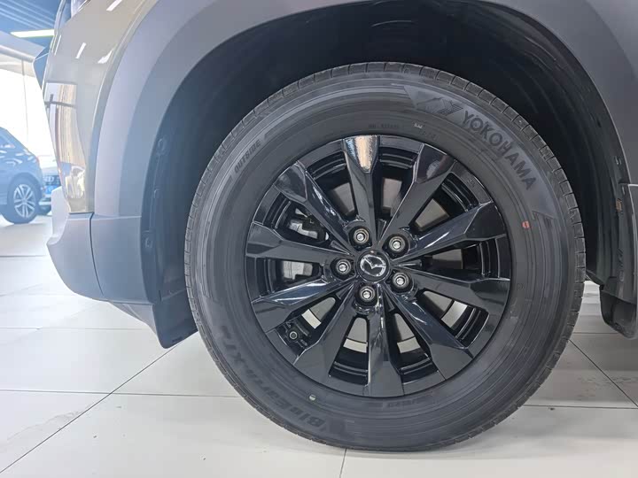 Фото 6 - Mazda CX-50