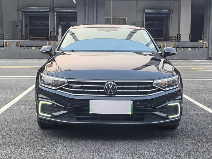 Фото 2 - Volkswagen Magotan GTE Hybrid