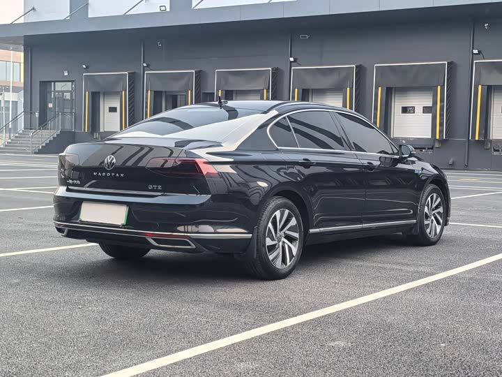 Фото 3 - Volkswagen Magotan GTE Hybrid