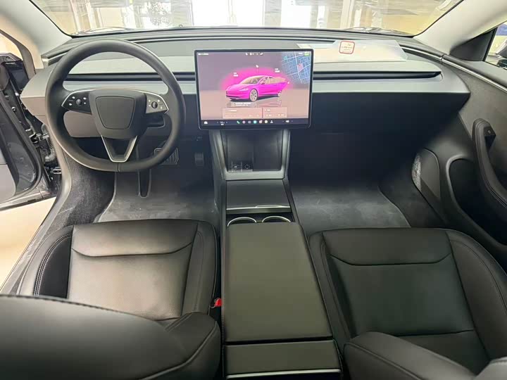 Photo 7 - Tesla Model 3