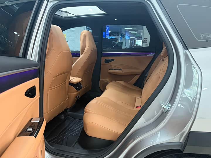 Фото 5 - Geely Galaxy L7