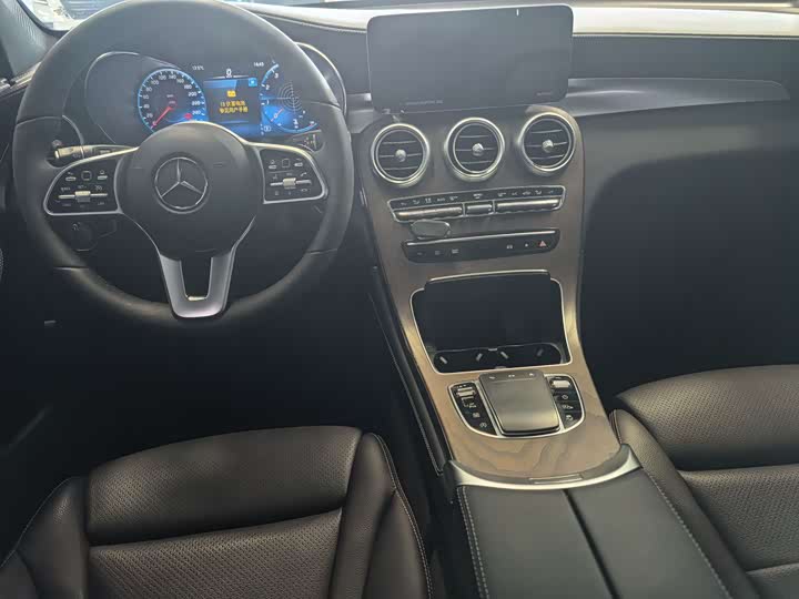 Фото 9 - Mercedes-Benz GLC-Class