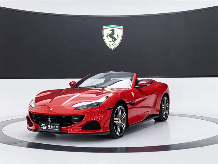 Фото 1 - Ferrari Portofino