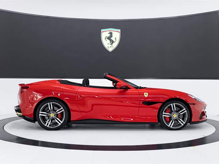 Фото 7 - Ferrari Portofino