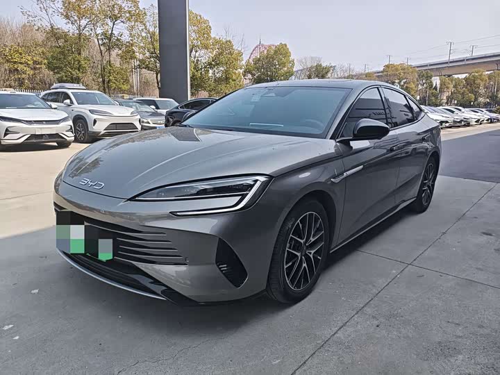 Фото 1 - BYD Seal 07 DM-i Hybrid