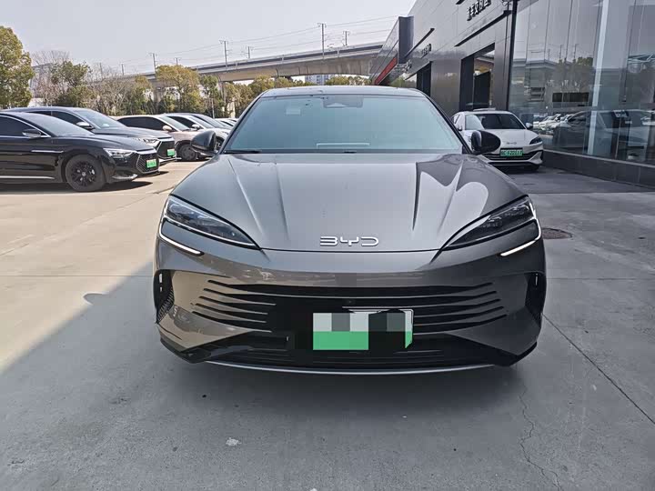 Фото 2 - BYD Seal 07 DM-i Hybrid