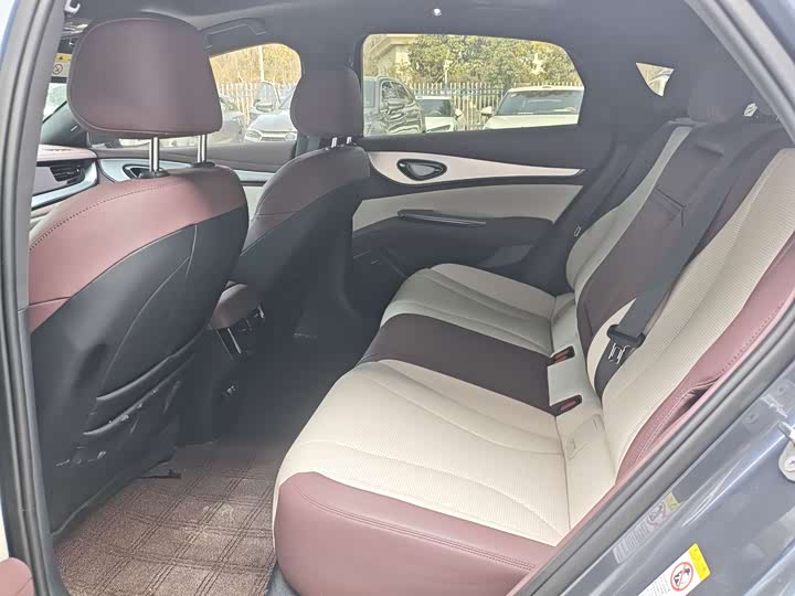 Фото 7 - BYD Seal 07 DM-i Hybrid