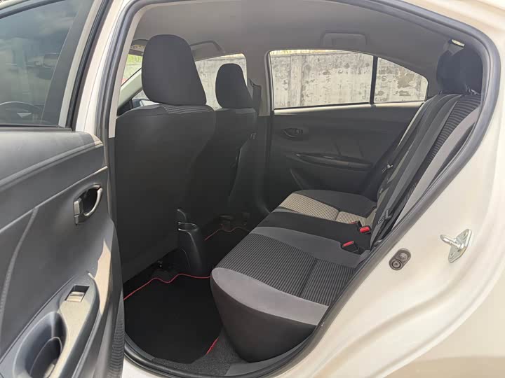 Фото 6 - Toyota Vios