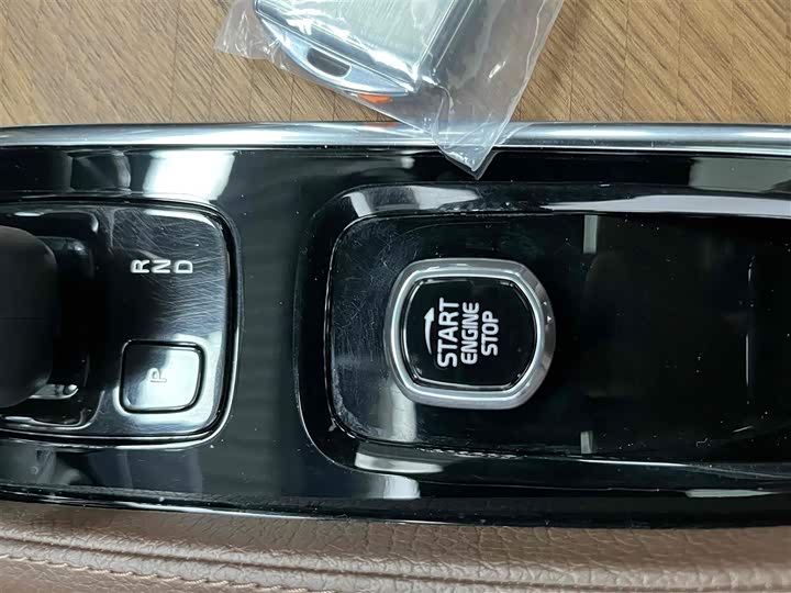 Фото 4 - Volvo XC90