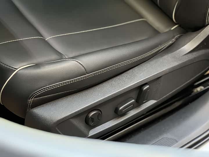 Фото 8 - Volkswagen ID.4 X