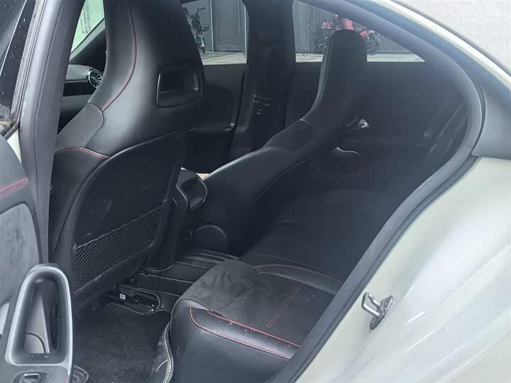 Фото 6 - Mercedes-Benz CLA-Class